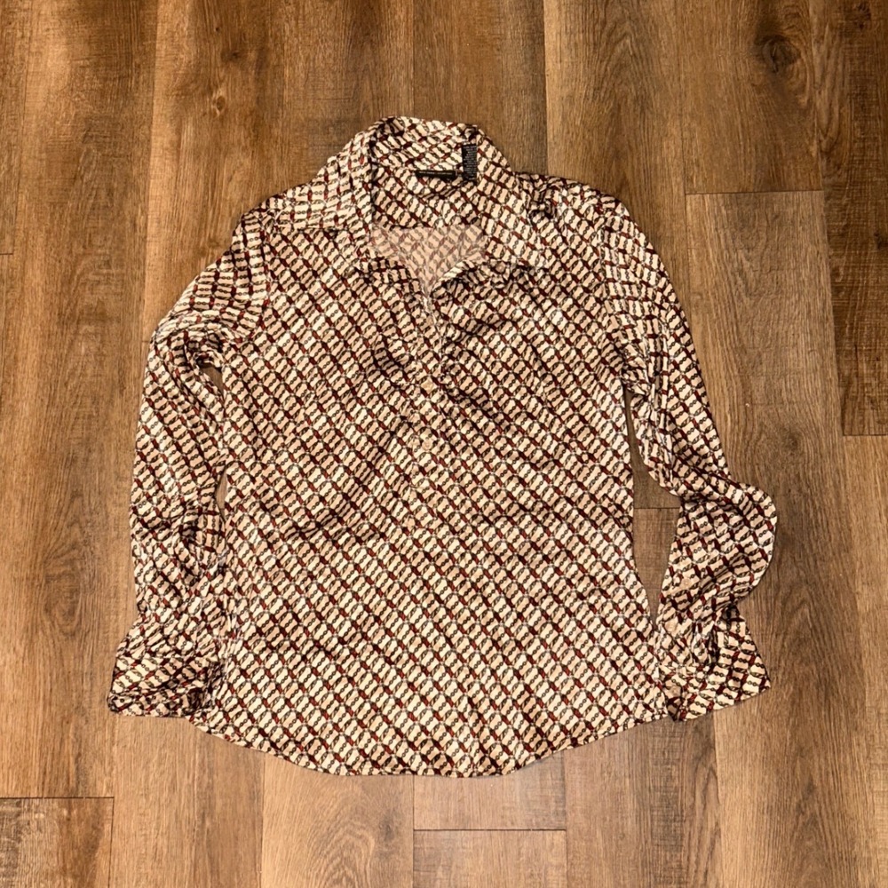 New York & Company Chain Link Print Button Down Blouse Red Tan Large